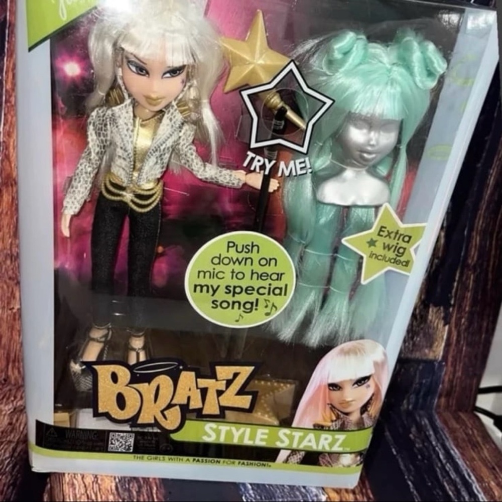 Bratz Style Starz Doll with Extra Wig